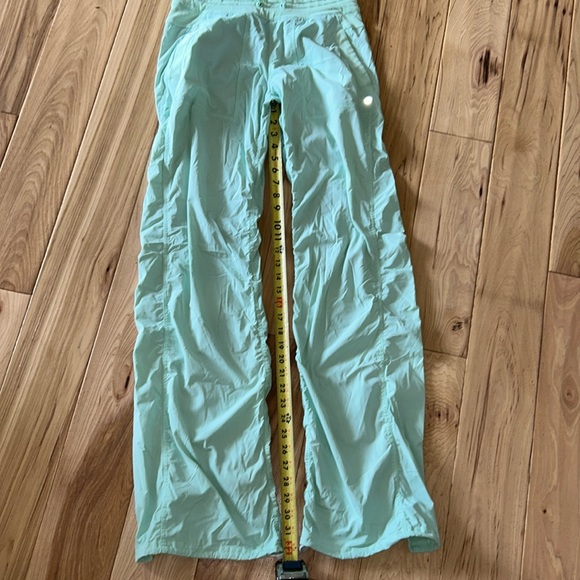 Lululemon Dance Studio Pants Size 6 - Picture 3 of 4
